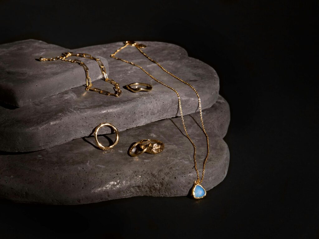 Anti Tarnish Jewellery for Women | Best Picks 2026 anti tarnish jewellery for women by Velaura Jewells